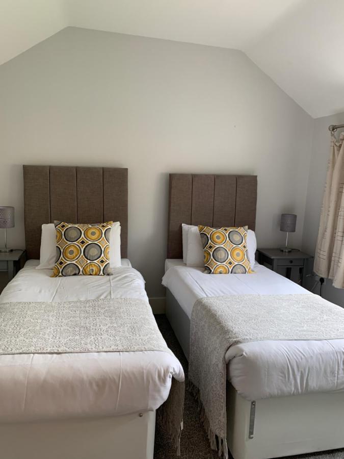 Newlyn House Apartment Christleton Екстериор снимка
