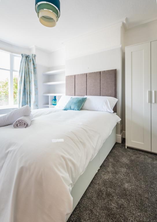 Newlyn House Apartment Christleton Екстериор снимка
