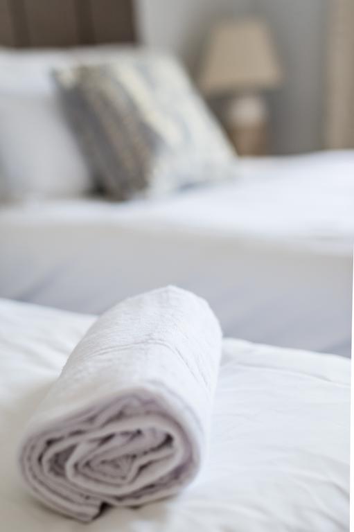 Newlyn House Apartment Christleton Екстериор снимка