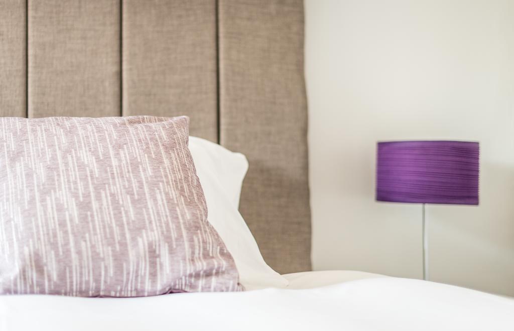 Newlyn House Apartment Christleton Екстериор снимка