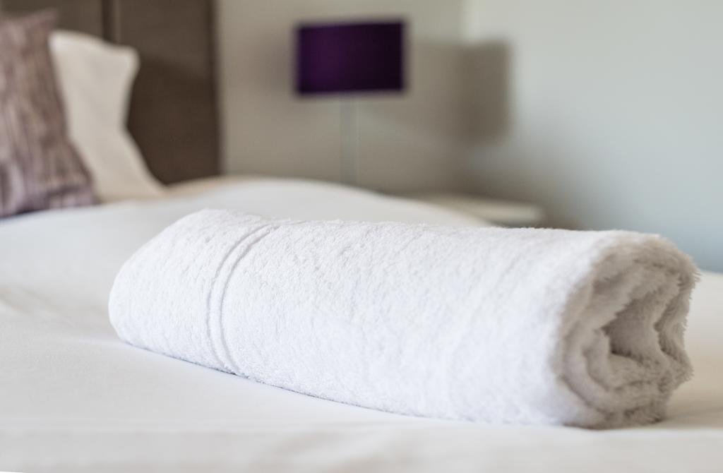 Newlyn House Apartment Christleton Екстериор снимка